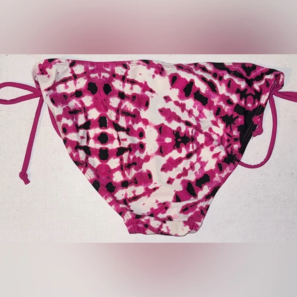 NEW WET SEAL BAMBOO TIE DYE 5 RUFFLE PINK & WHITE BIKINI MEDIUM NWT - Picture 6 of 10